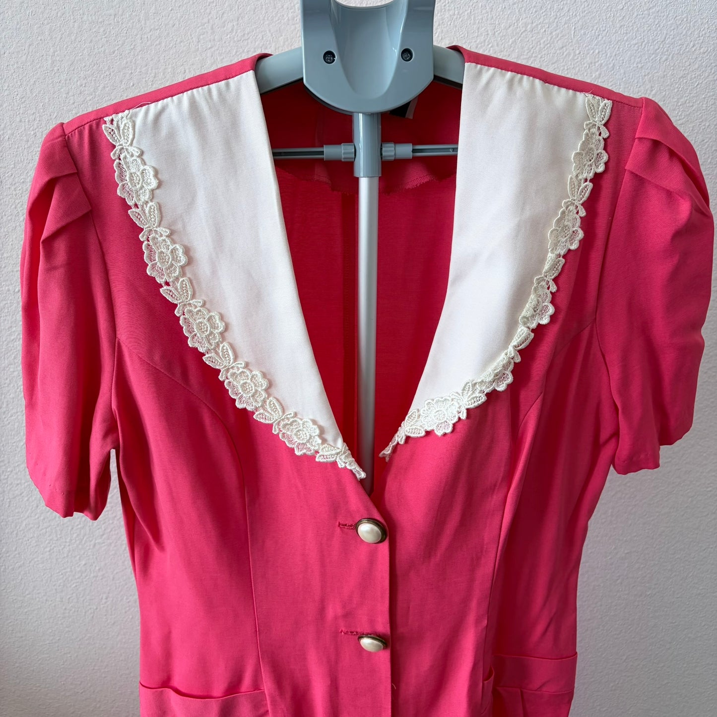 Young Edwardian Vintage Pink Lace Collar Button Front Mini Dress Size 13 Pin Up