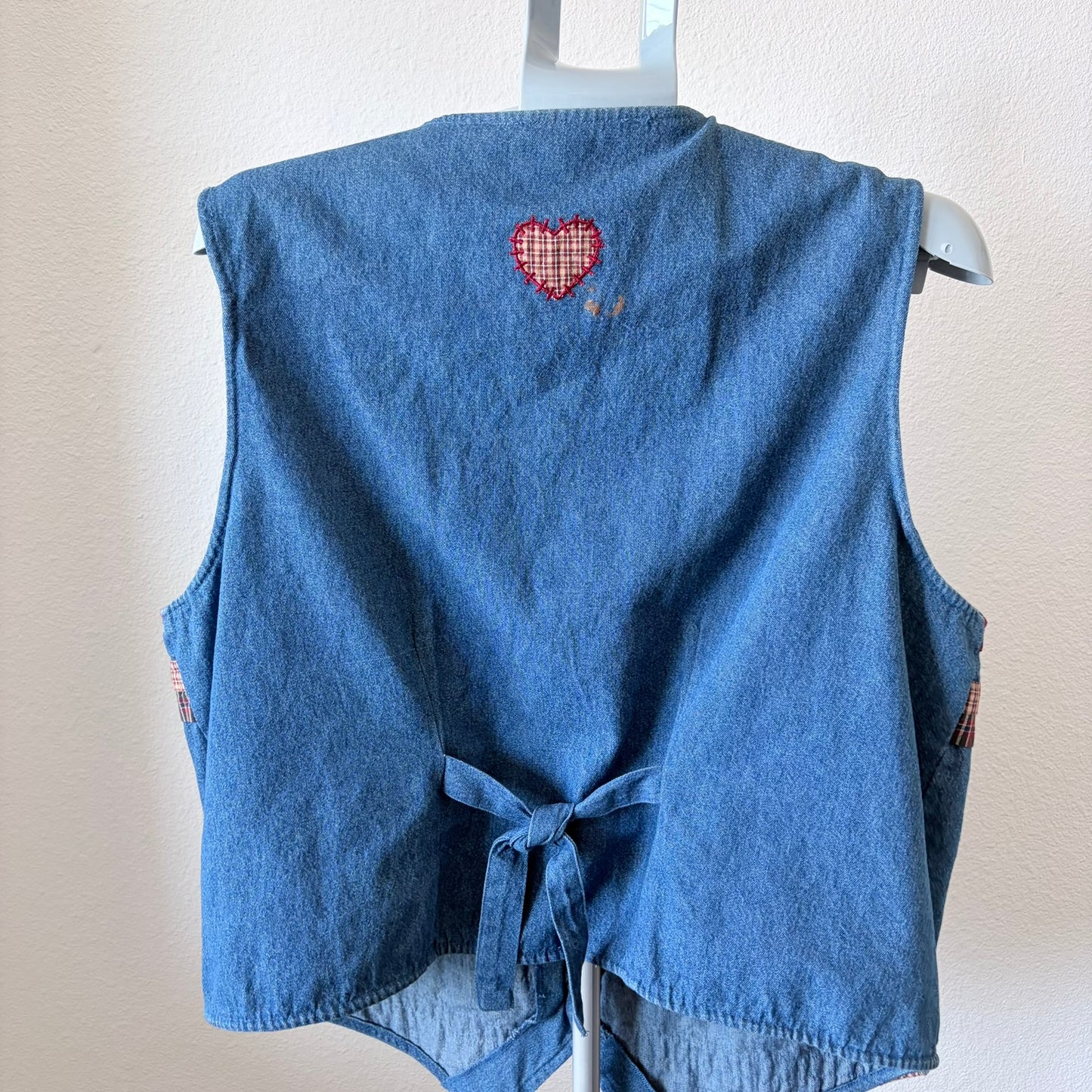 Vintage Denim Farm Vest Embroidered Cow Rooster Plaid Ruffles XL Grandma Novelty