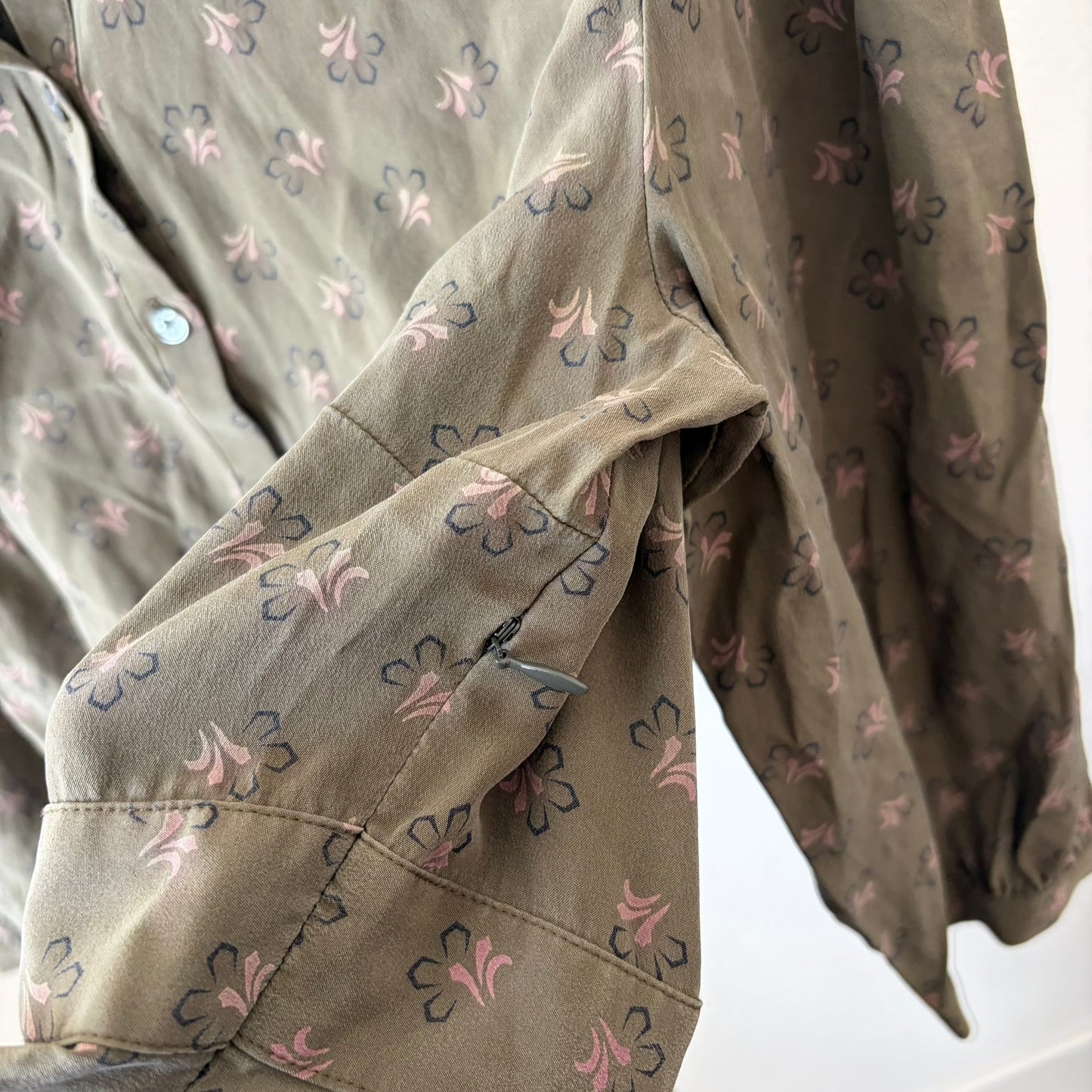 Sundance Dress 14 Olive Green Floral Silk Button Front Puff Sleeve Pleated Midi