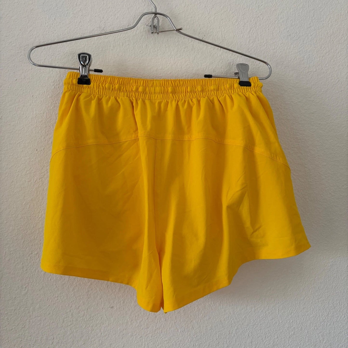 Lululemon Pace Rival High-Rise Short Women 4 Yellow 3" Inseam Athletic Running